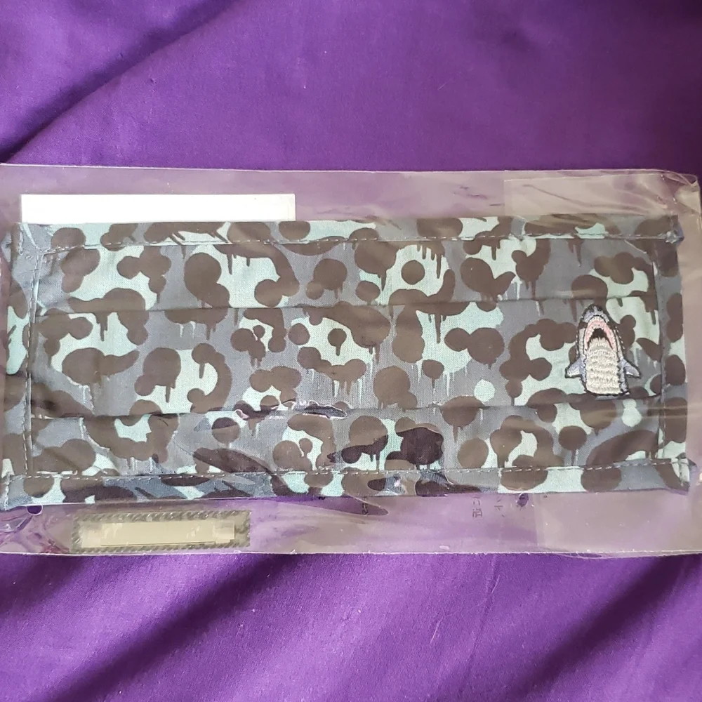 NWT Coach Sharky Face Mask in Denim Leopard Print. One size. 100% cotton.